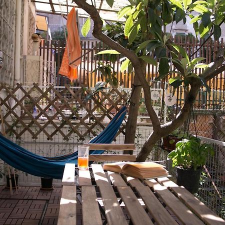 La Casa Del Nespolo, 2 Terrazzi E 2 Bagni In Centro Apartment Napoli Bagian luar foto