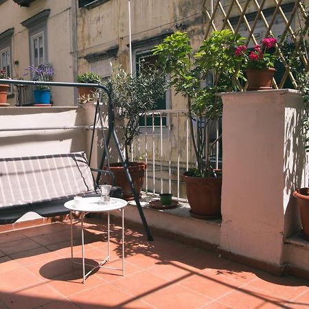 La Casa Del Nespolo, 2 Terrazzi E 2 Bagni In Centro Apartment Napoli Bagian luar foto