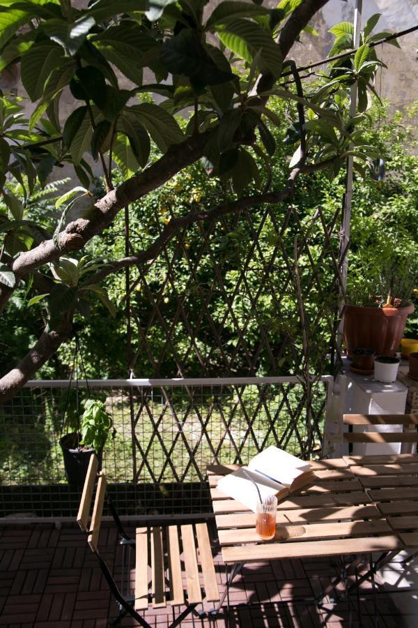 La Casa Del Nespolo, 2 Terrazzi E 2 Bagni In Centro Apartment Napoli Bagian luar foto