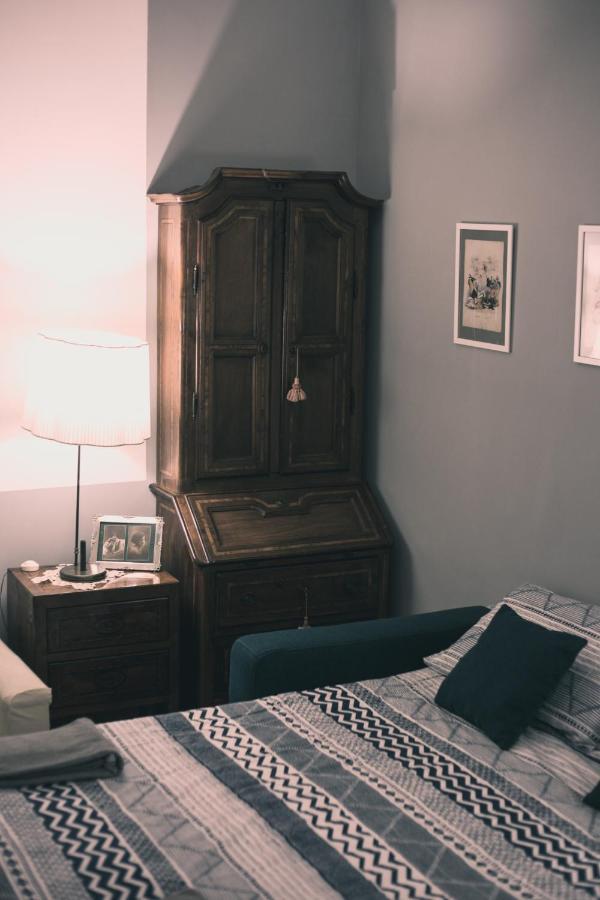 La Casa Del Nespolo, 2 Terrazzi E 2 Bagni In Centro Apartment Napoli Bagian luar foto