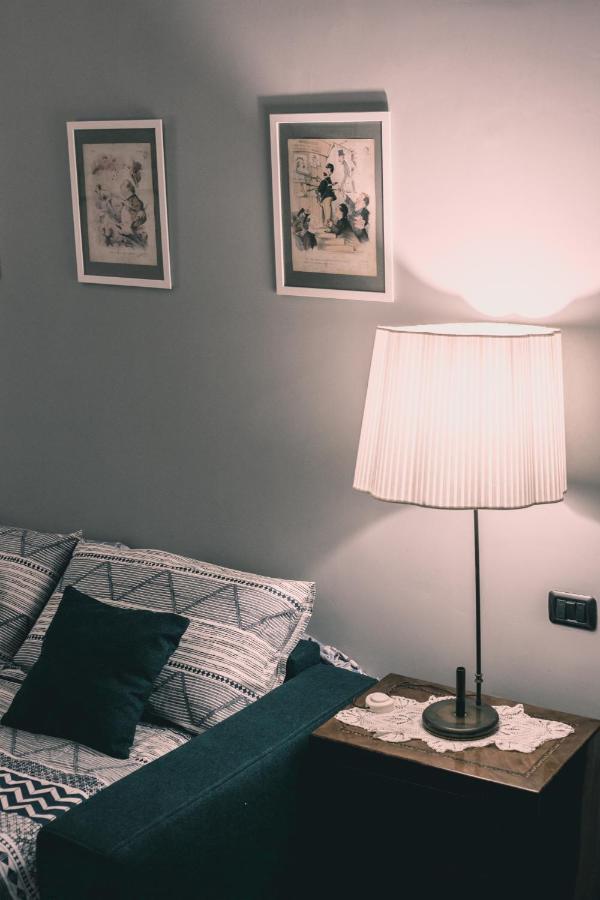 La Casa Del Nespolo, 2 Terrazzi E 2 Bagni In Centro Apartment Napoli Bagian luar foto