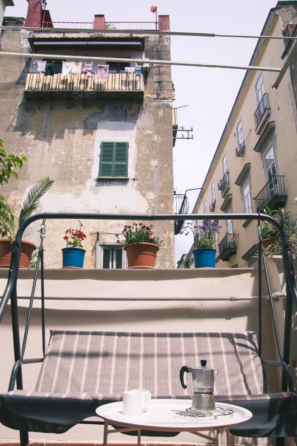 La Casa Del Nespolo, 2 Terrazzi E 2 Bagni In Centro Apartment Napoli Bagian luar foto