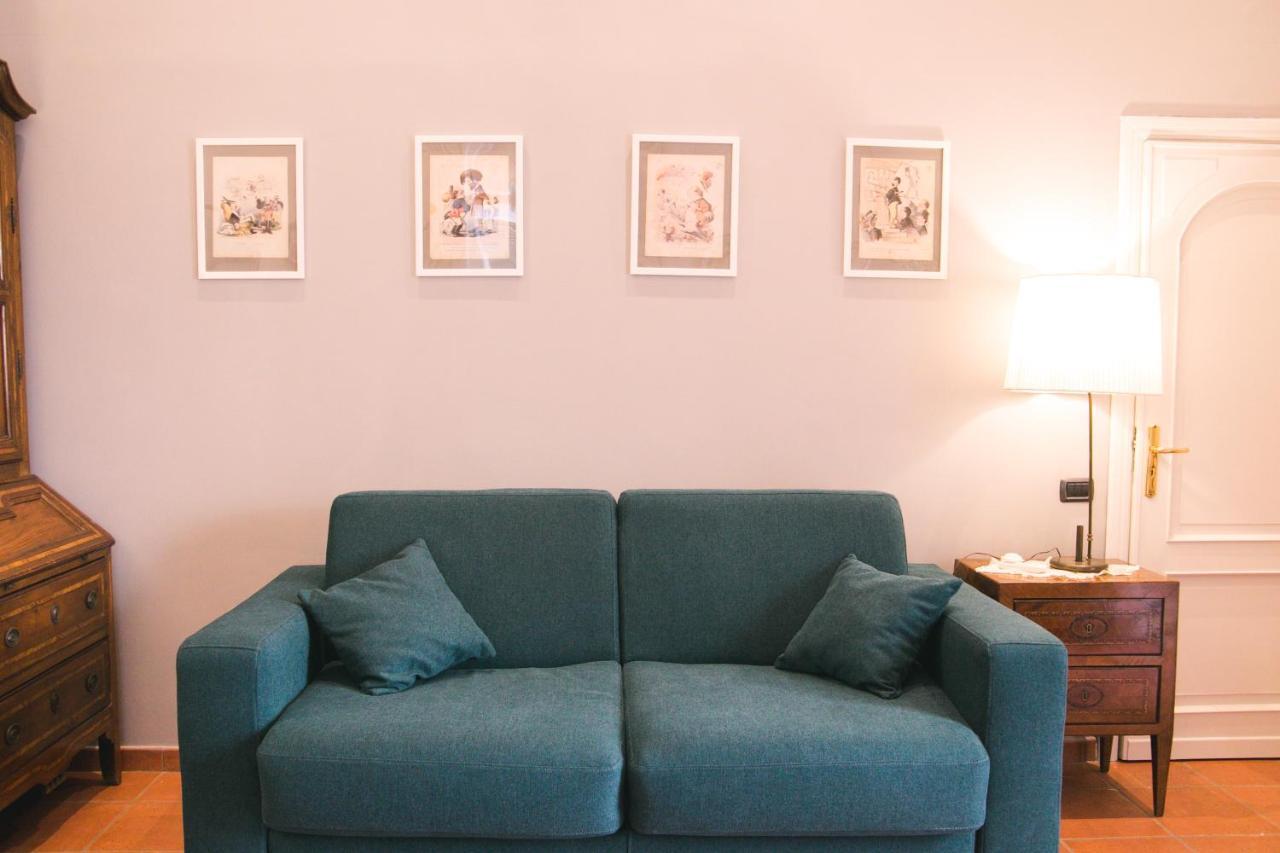 La Casa Del Nespolo, 2 Terrazzi E 2 Bagni In Centro Apartment Napoli Bagian luar foto