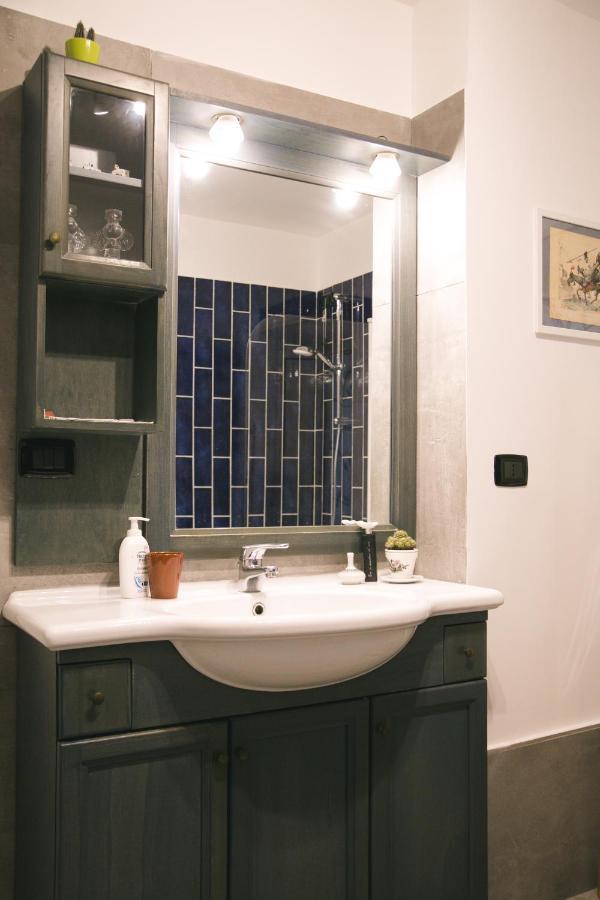 La Casa Del Nespolo, 2 Terrazzi E 2 Bagni In Centro Apartment Napoli Bagian luar foto